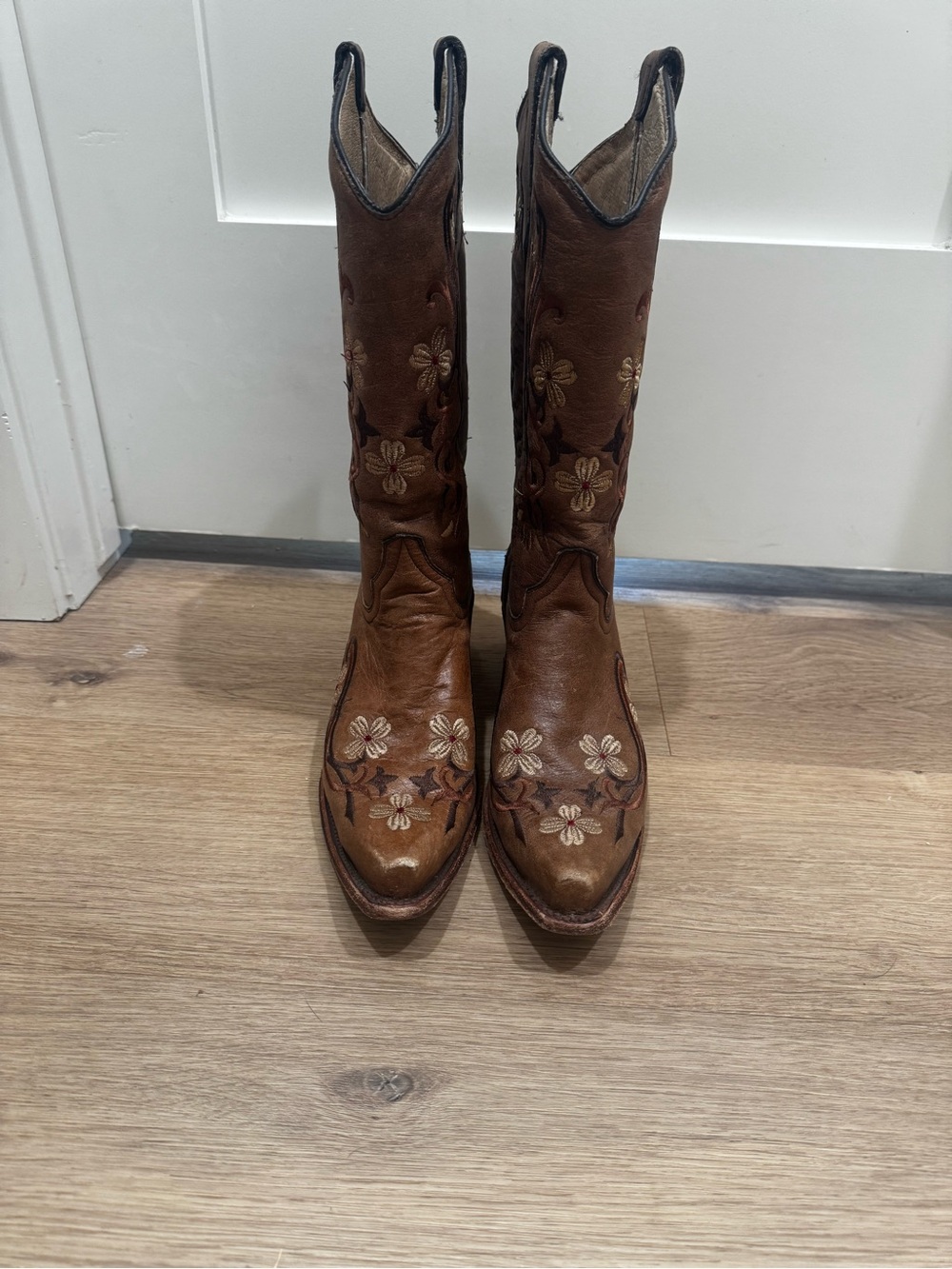 Circle G Embroidered Cowboy Boots